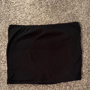 Black ribbed tube top